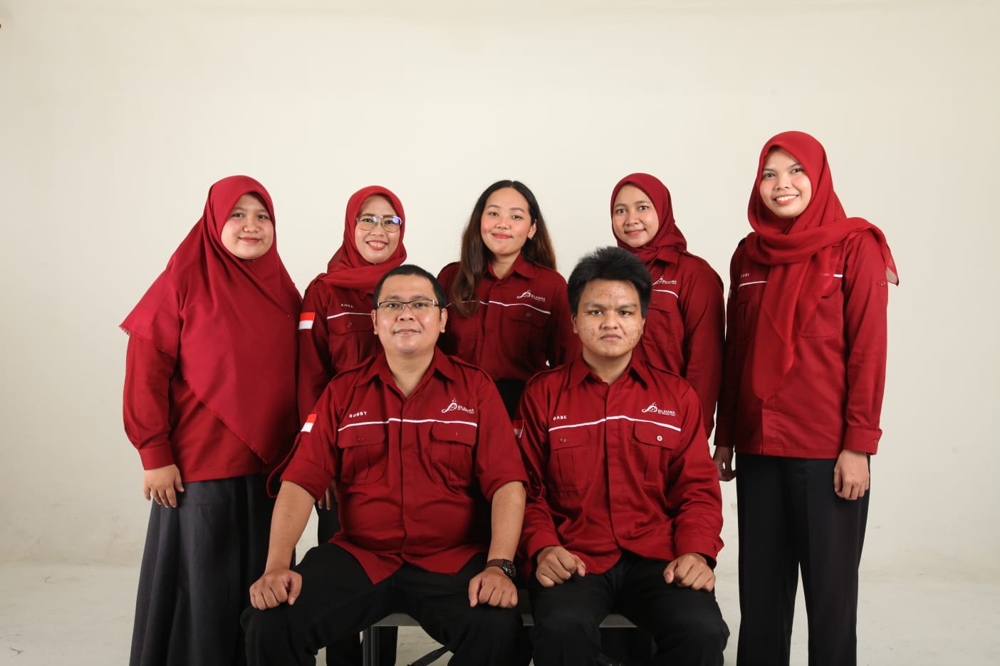 Sesi Foto Bersama Team Silatama